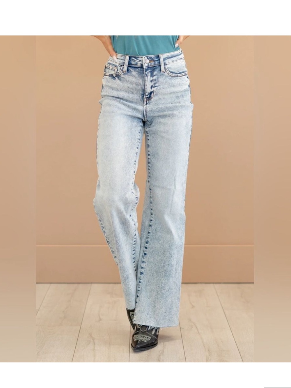 VERVET High Rise Acid Wash Raw Hem Straight Leg Jeans Women’s Size 30